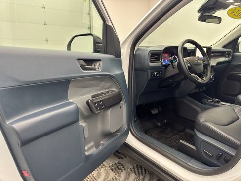 Used 2024 Ford Maverick Lariat w/ Black Appearance Package FWD image 14