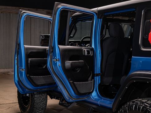 Used 2022 Jeep Wrangler Unlimited Sport AWD/4WD image 26