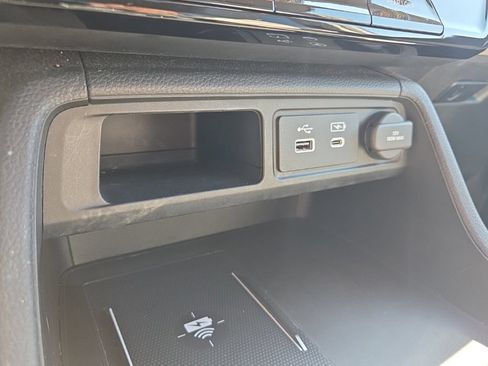Used 2024 Honda Pilot Touring image 49