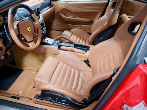 Used 2007 Ferrari 599 GTB Fiorano RWD image 21