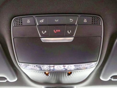 Used 2015 Mercedes-Benz C 300 4MATIC Sedan image 48