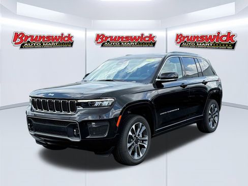 New 2025 Jeep Grand Cherokee Overland w/ Luxury Tech Group IV image 1