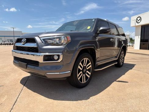 Used 2018 Toyota 4Runner Limited AWD/4WD image 8