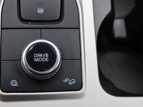 Used 2022 Ford Explorer ST-Line w/ Class IV Trailer Tow Package image 24