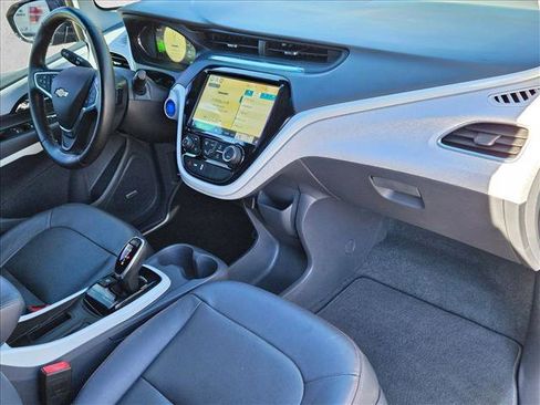 Used 2020 Chevrolet Bolt Premier w/ Infotainment Package image 21