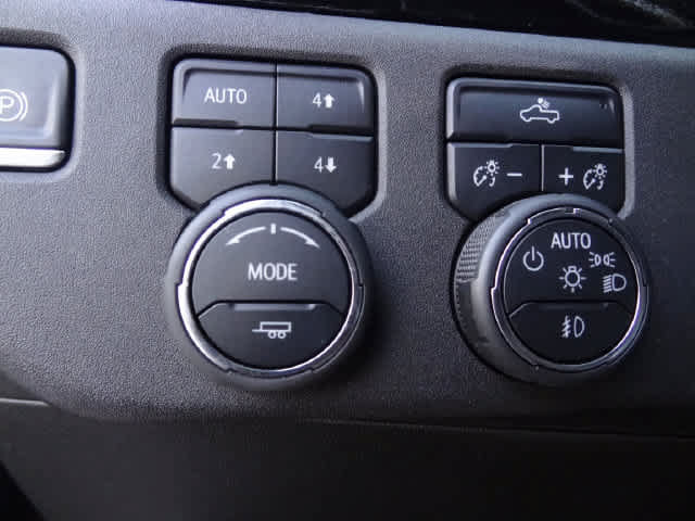 Used 2023 Chevrolet Silverado 1500 RST AWD/4WD image 17