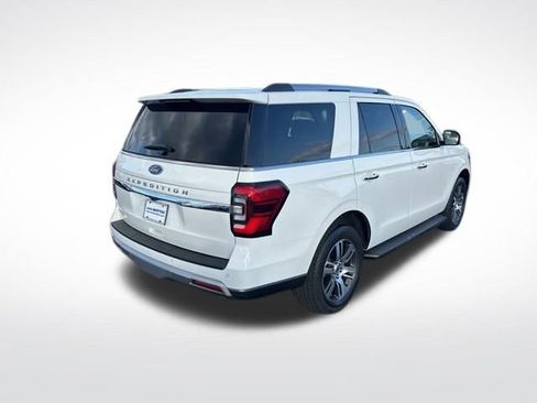 Used 2024 Ford Expedition Limited image 8