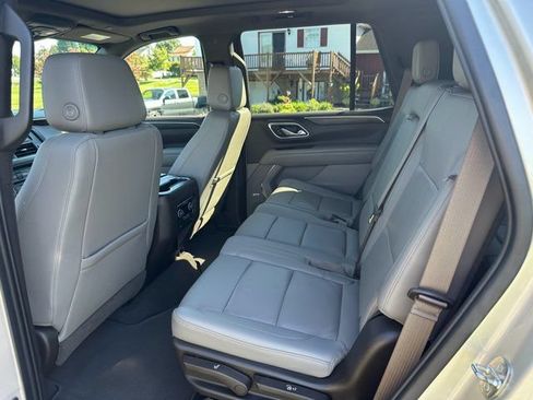Used 2021 Chevrolet Tahoe LT w/ LT Signature Package AWD/4WD image 29