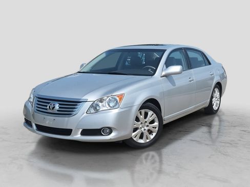 Used 2008 Toyota Avalon XLS FWD image 1