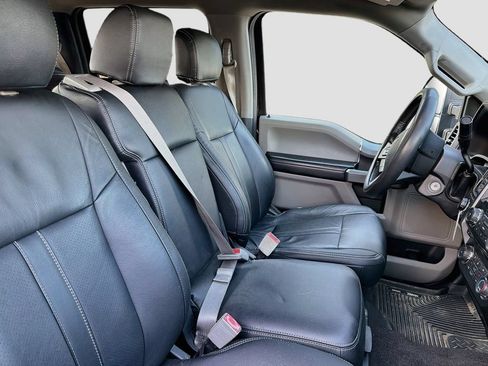 Used 2018 Ford F150 XLT w/ Equipment Group 302A Luxury AWD/4WD image 11