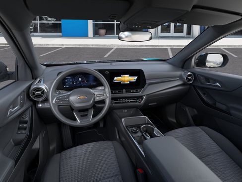 New 2026 Chevrolet Equinox LT image 17