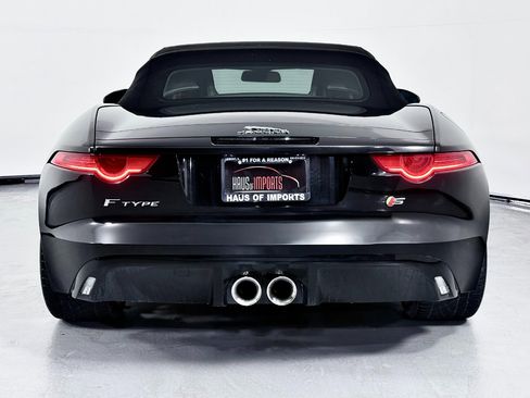 Used 2016 Jaguar F-TYPE S image 25