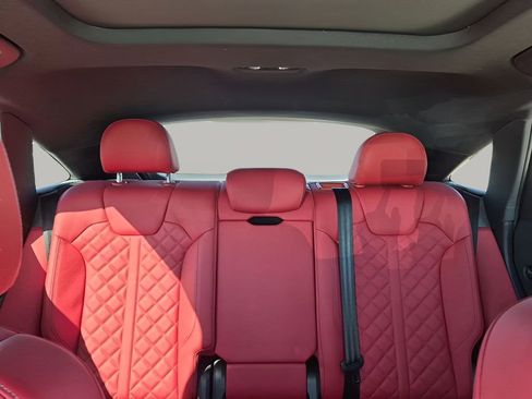 Used 2024 Audi SQ5 Prestige image 44