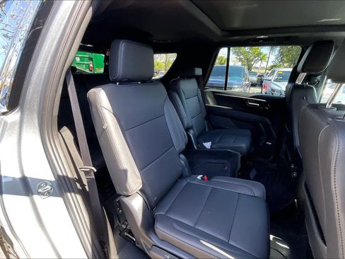 Used 2025 Chevrolet Tahoe LT w/ Comfort Package image 26