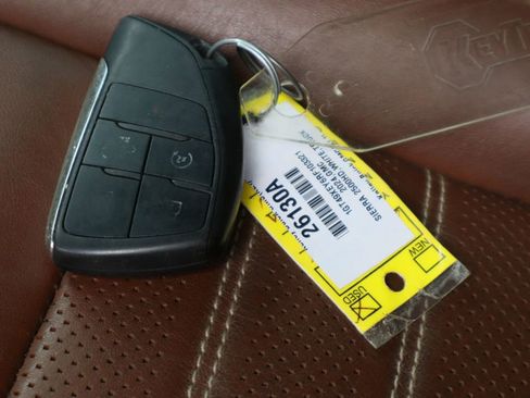 Used 2024 GMC Sierra 2500 Denali Ultimate image 36