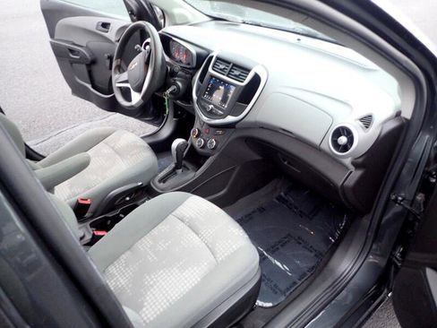 Used 2018 Chevrolet Sonic LS image 12