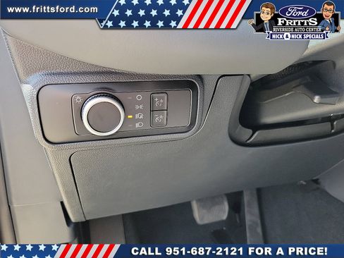 New 2026 Ford Explorer Active RWD image 13