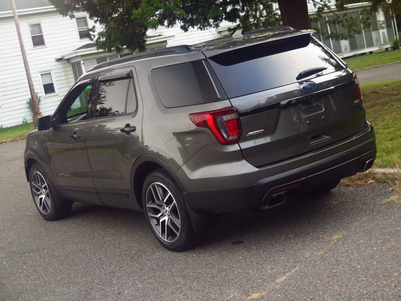 Used 2016 Ford Explorer Sport w/ Equipment Group 401A AWD/4WD image 30