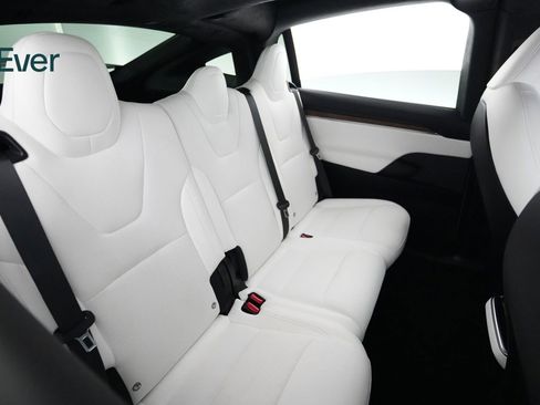 Used 2023 Tesla Model X AWD/4WD image 5