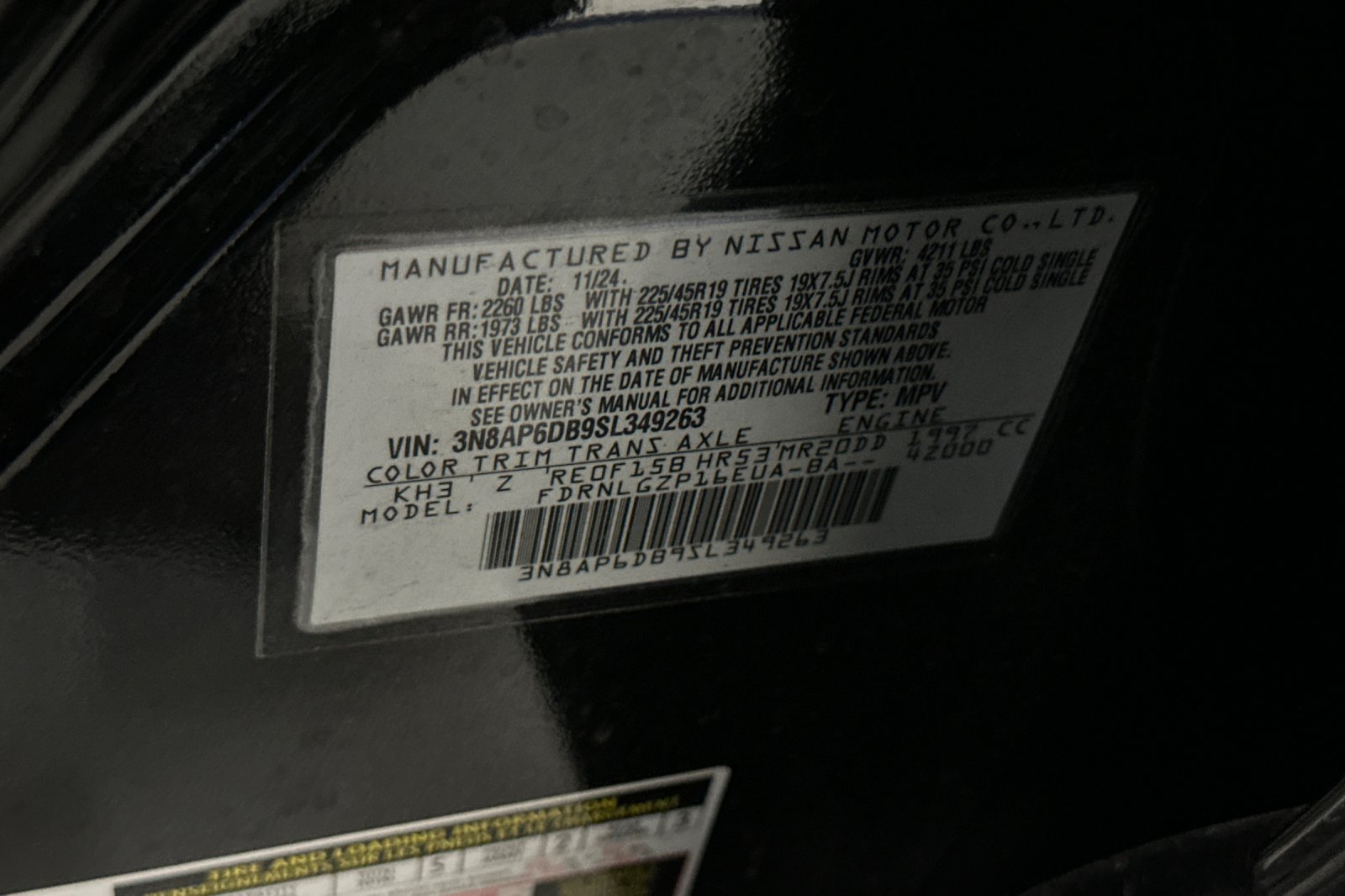 Used 2025 Nissan Kicks SR AWD/4WD image 46