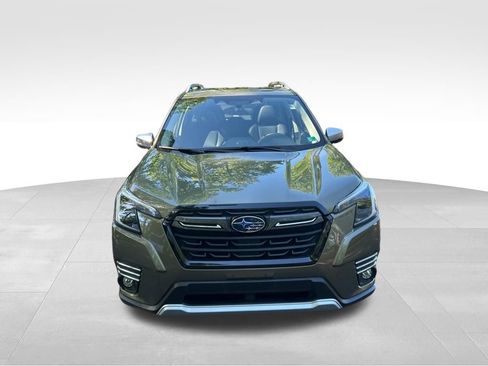 Used 2023 Subaru Forester Touring w/ Popular Package #2 AWD/4WD image 9