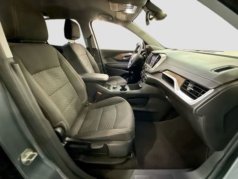 Used 2020 GMC Terrain SLE w/ Driver Convenience Package image 28