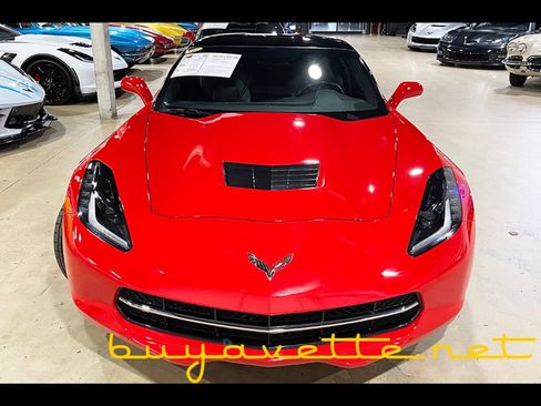 Used 2015 Chevrolet Corvette Stingray Coupe image 4