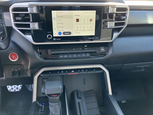 Used 2022 Toyota Tundra SR5 w/ TRD Off-Road Package image 12