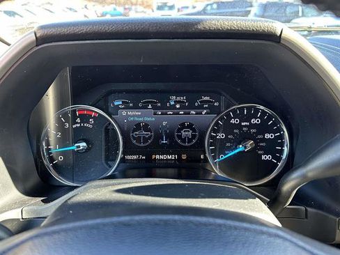 Used 2017 Ford F350 Lariat w/ Chrome Package image 16