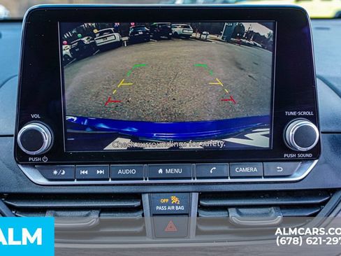 Used 2025 Nissan Altima 2.5 SV image 35