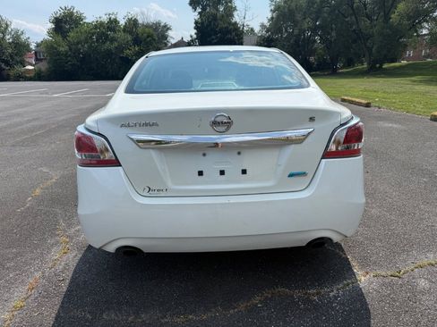 Used 2014 Nissan Altima 2.5 S FWD image 6