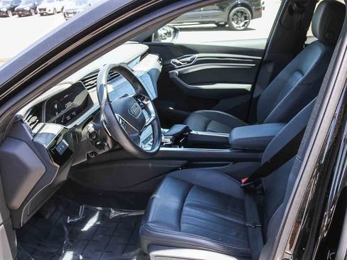 Used 2023 Audi e-tron Premium w/ Convenience Plus Package AWD/4WD image 19