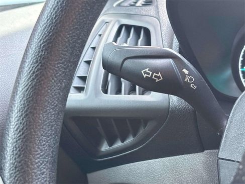 Used 2022 Ford Transit Connect XL image 26