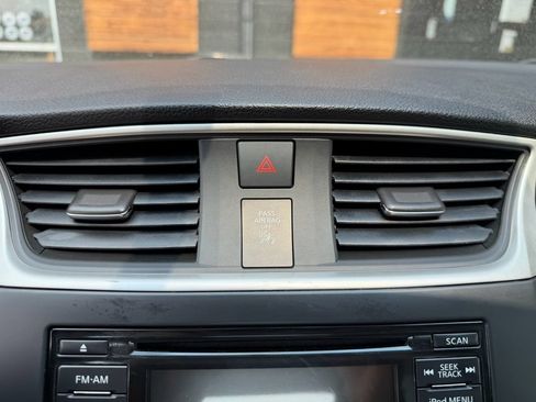 Used 2018 Nissan Sentra S w/ S Midnight Style Package FWD image 35