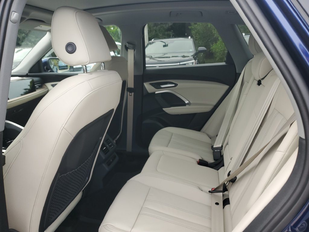 New 2026 Audi Q5 Premium AWD/4WD image 18