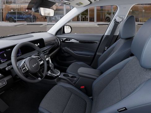 New 2025 Kia Seltos S image 17