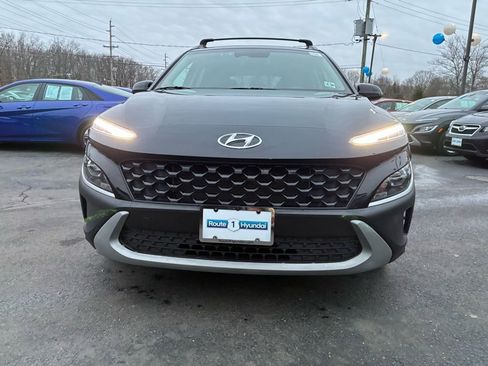 Used 2023 Hyundai Kona SEL image 2