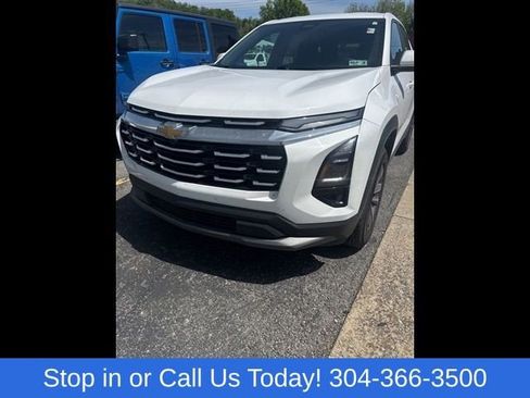 Used 2022 Chevrolet Equinox RS AWD/4WD image 1