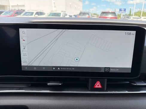 New 2026 Kia Carnival EX FWD image 12