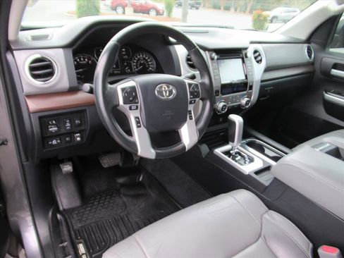 Used 2019 Toyota Tundra Limited image 21