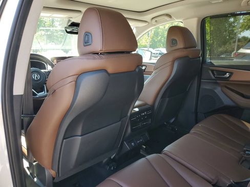 Certified 2024 Acura MDX w/ Technology Package AWD/4WD image 13