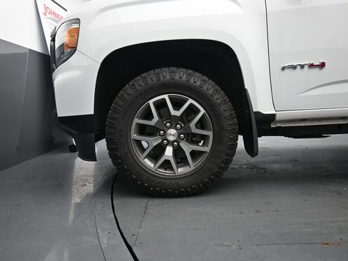 Used 2022 GMC Canyon AT4 w/ Trailering Package image 12