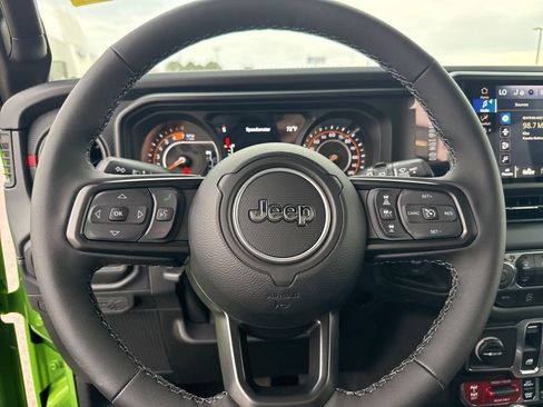 New 2026 Jeep Wrangler Rubicon image 18