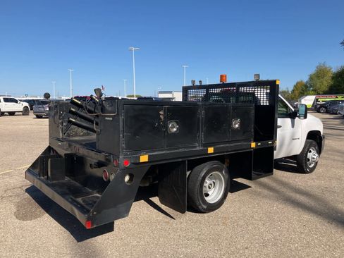 Used 2011 Chevrolet Silverado 3500 W/T image 5