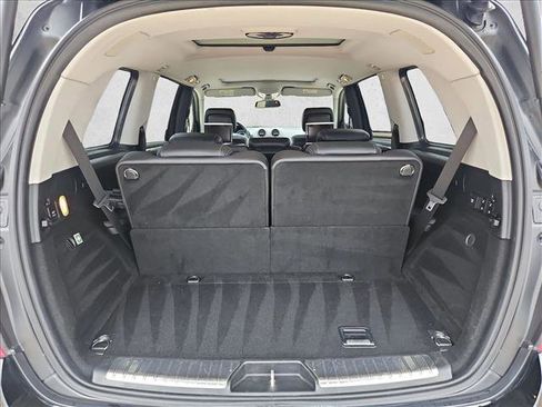 Used 2011 Mercedes-Benz GL 450 4MATIC image 6