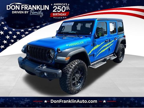 Used 2025 Jeep Wrangler Unlimited Sport AWD/4WD image 1