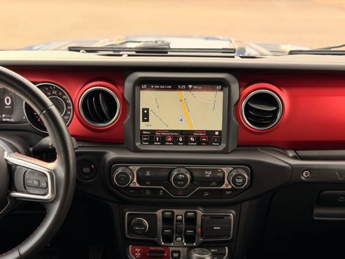 Used 2019 Jeep Wrangler Unlimited Rubicon AWD/4WD image 33