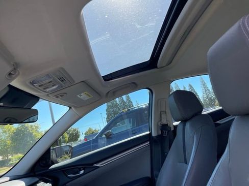 Used 2020 Honda Civic EX-L image 10