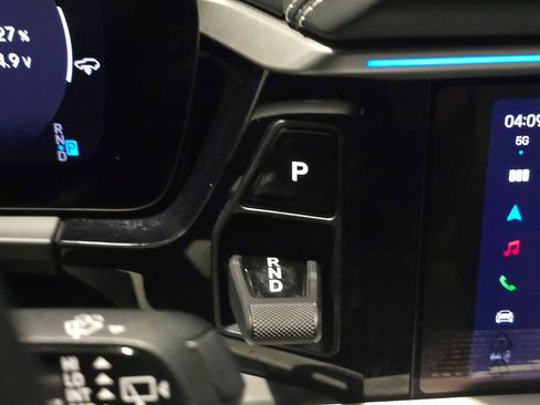 New 2025 Porsche Macan 4S Electric image 35