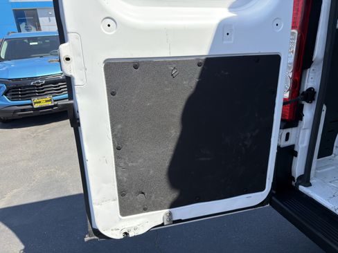 Used 2025 RAM ProMaster 2500 w/ Convenience Group FWD image 20